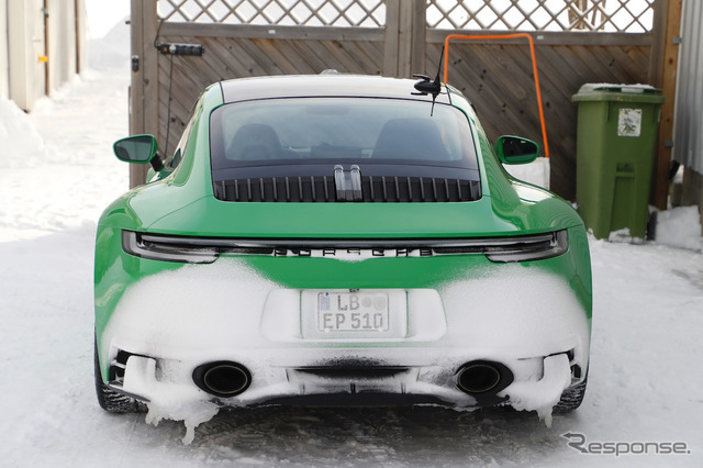 ポルシェ 911 GTS 新型プロトタイプ（スクープ写真）