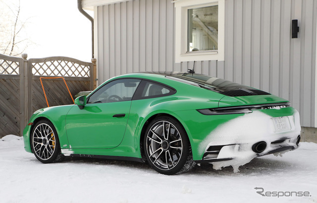 ポルシェ 911 GTS 新型プロトタイプ（スクープ写真）