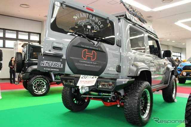 ハイブリッジファーストのエヌズリミテッド・フィッシングマスターIRONMAN。HAMER4×4IRONのバンパー類を大挙装備した。