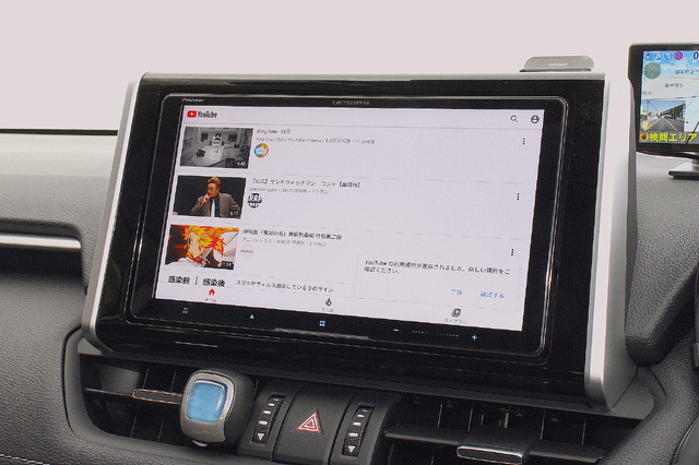 docomo in Car Connectを使用して通信容量を気にせずにオンデマンドで視聴可能