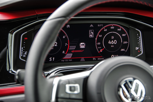 VW ポロの駐車支援機能と比較してみた