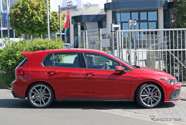 VW ゴルフGTI TCR 市販型プロトタイプ（スクープ写真）