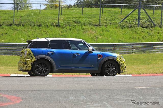 MINI クロスオーバー 改良新型プロトタイプ（スクープ写真）