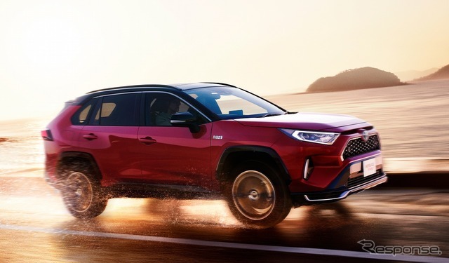 トヨタ RAV4 PHV ブラックトーン