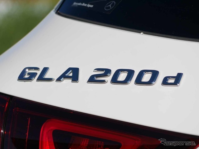 メルセデスベンツ GLA 新型（GLA200d 4MATIC）