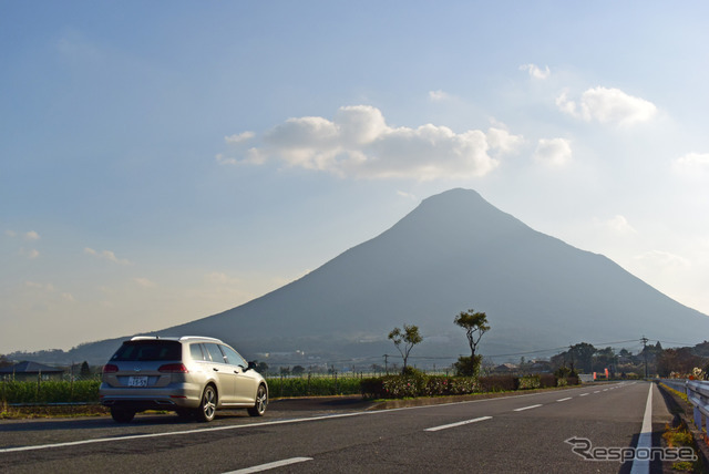 本土最南端の火山、開聞岳に向けて走る。