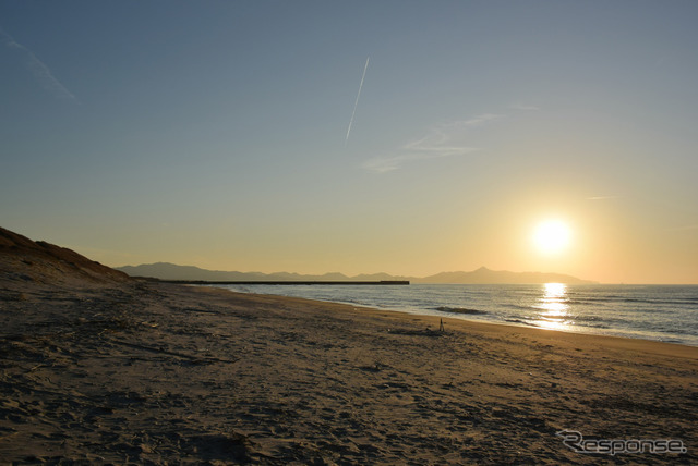 日本三大砂丘、吹上浜で夕日を眺めた。