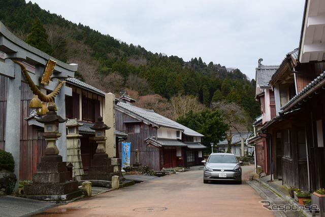 熊川宿の路地にて。