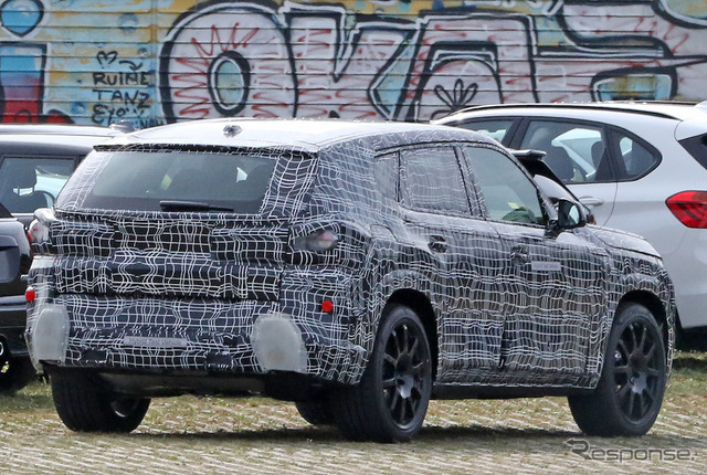 BMW X8 市販型プロトタイプ（スクープ写真）