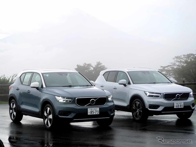 ボルボ XC40 B4モメンタム