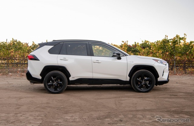 トヨタ RAV4 ハイブリッド の2021年モデル（米国仕様）