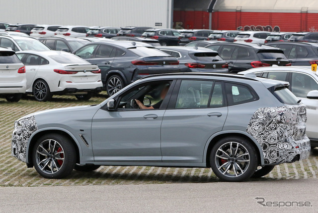 BMW X3 M40i 改良新型プロトタイプ（スクープ写真）