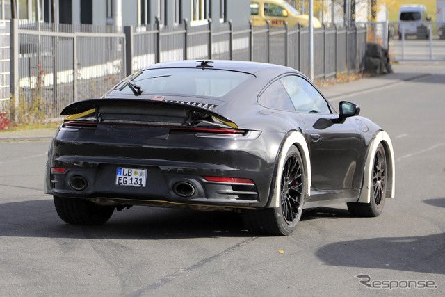 ポルシェ 911 謎の開発車両（スクープ写真）