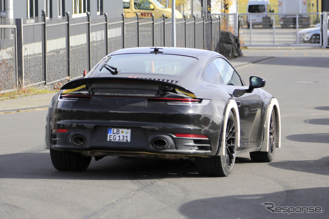 ポルシェ 911 謎の開発車両（スクープ写真）