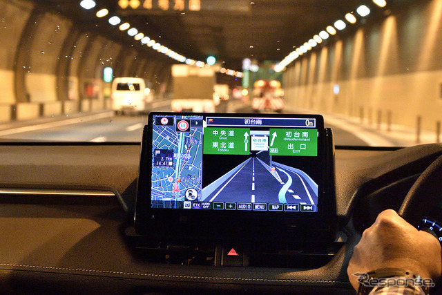高速道路出口への誘導も分かりやすくスムーズに案内してくれる