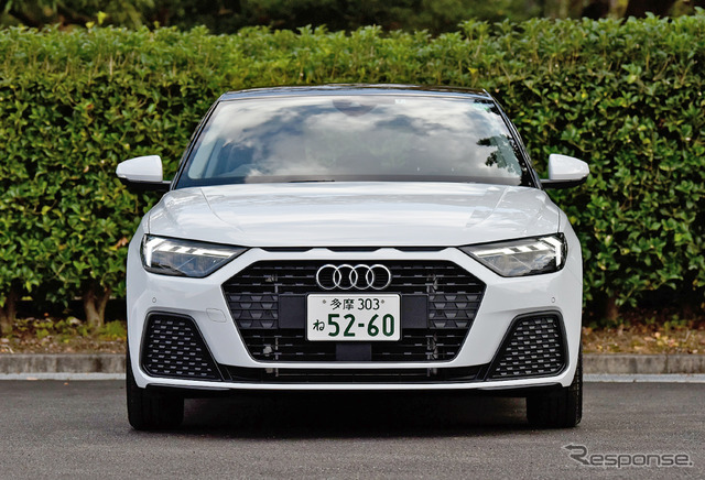 アウディ A1スポーツバック 25 TFSI