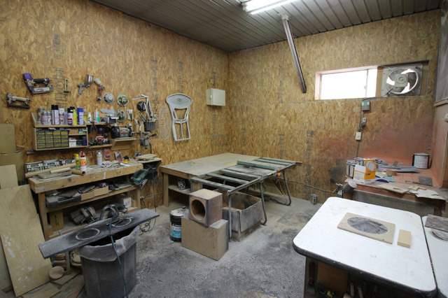 数々の作品が生み出されている木工室