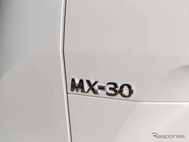 マツダ MX-30