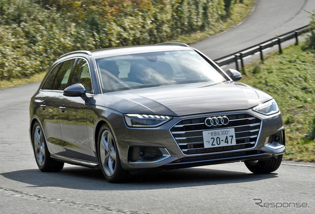 アウディA4 Avant 35 TFSI advanced