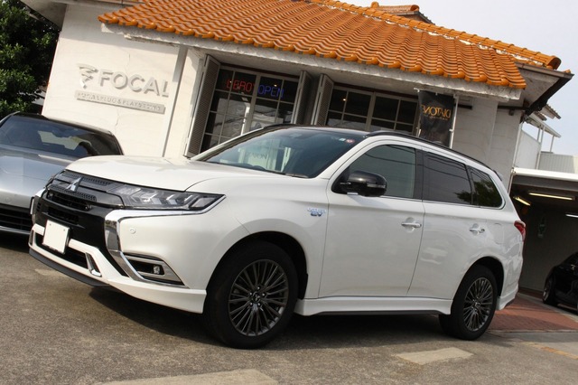 car audio newcomer！ MITSUBISHI OUTLANDER PHEV（オーナー：鞭 賢吉さん）　by　LEROY（ルロワ）　後編