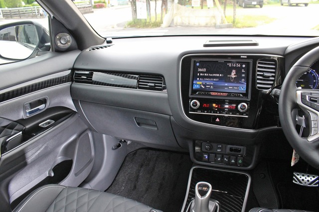 car audio newcomer！ MITSUBISHI OUTLANDER PHEV（オーナー：鞭 賢吉さん）　by　LEROY（ルロワ）　後編