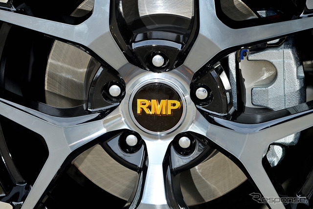 MID RMP 025FX 推奨サイズ：18×8.0J Inset42 5H-114.3／カラー：ブラックポリッシュ・ハイブリッドクリア／タイヤサイズ：225/45R18 ※チューナーサイズ