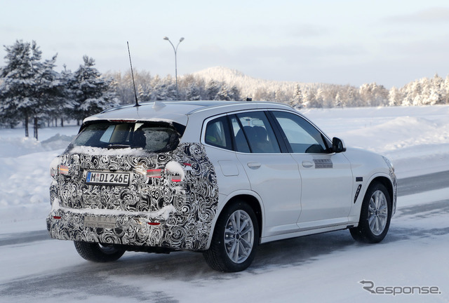 BMW iX3 改良新型プロトタイプ（スクープ写真）