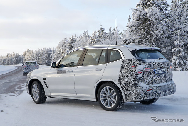 BMW iX3 改良新型プロトタイプ（スクープ写真）