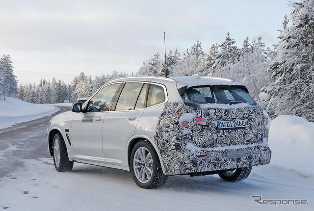 BMW iX3 改良新型プロトタイプ（スクープ写真）