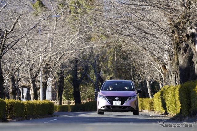 日産 新型 ノート e-POWER