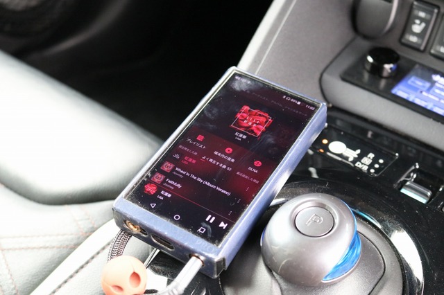 主なオーディオプレイヤーとして利用しているのはFiio M11 PRO SS。今後は車載オーディオプレイヤーの導入も検討中だ。