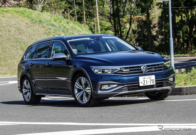 VW パサート オールトラック 改良新型（TDI 4MOTION Advance）