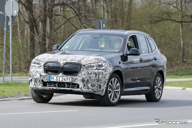 BMW iX3 改良新型　プロトタイプ　スクープ写真