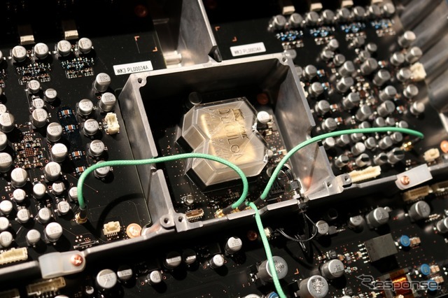 注目の部品となるハイレゾオーディオ専用水晶発振しすてむ“OCXO DuCULoN”