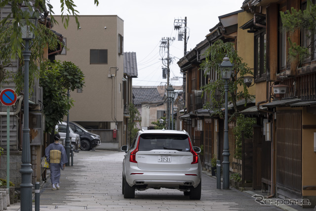 ボルボ XC90 リチャージ T8（XC90 Recharge Plug-in Hybrid T8 AWD Inscription）