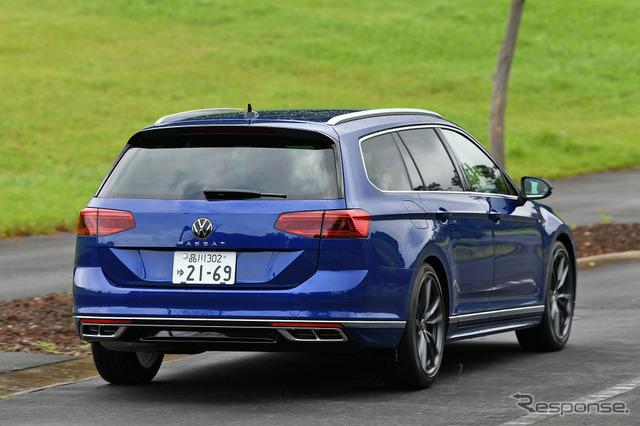 VW パサートヴァリアント 新型（TDI R-Line）