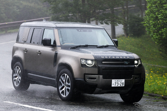 ランドローバー ディフェンダー 110 D300