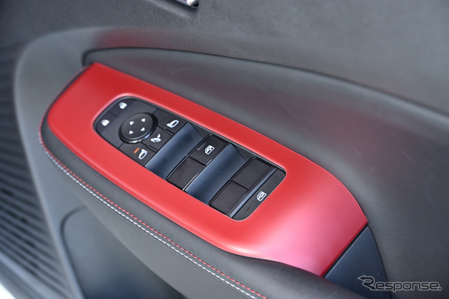 日産 ノートオーラ NISMO「NISMOパーツ」装着車