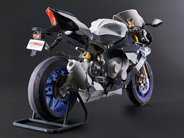 YZF-R1Mリアビュー