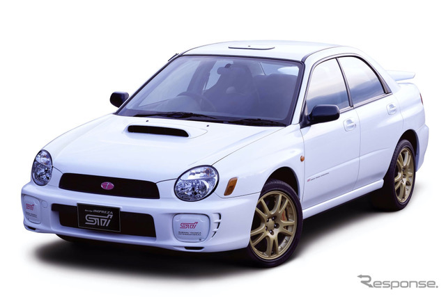 2000年スバル・インプレッサWRX STi type RA