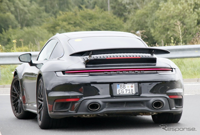 ポルシェ 911ターボ ハイブリッド（スクープ写真）