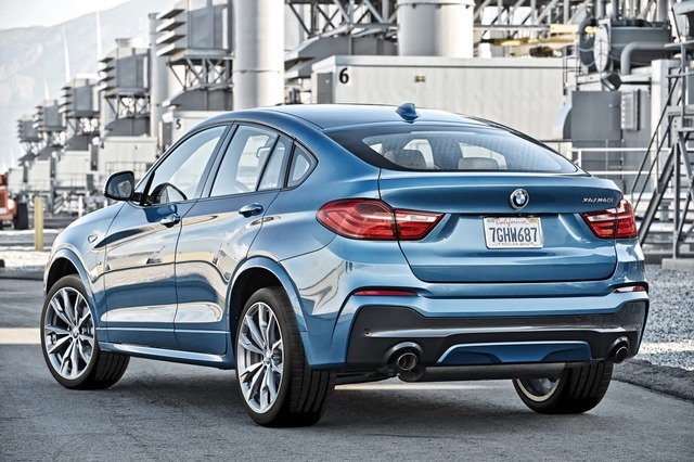 BMW X4 の M40i