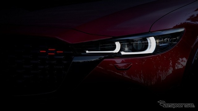 マツダ CX-5 改良新型のティザー写真（海外仕様車）