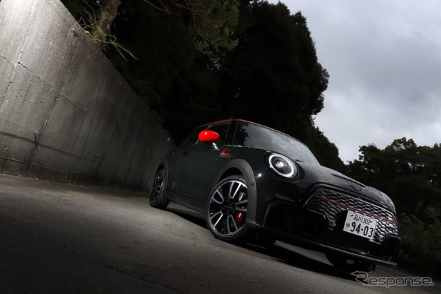 MINI John Cooper Works ハッチバック