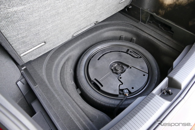 VW ゴルフヴァリアント eTSI Style