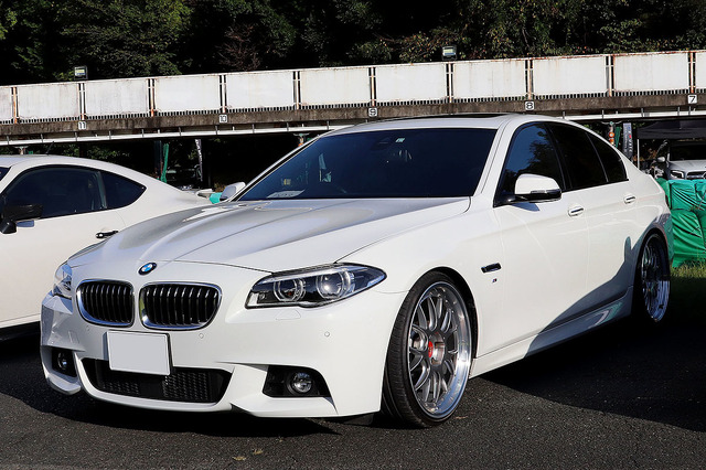 BMW・523(ショップデモカー)by イングラフ BMW・523(ショップデモカー)by イングラフ