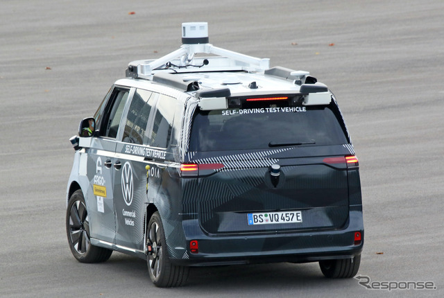 VW ID.BUZZ 市販型プロトタイプ（スクープ写真）