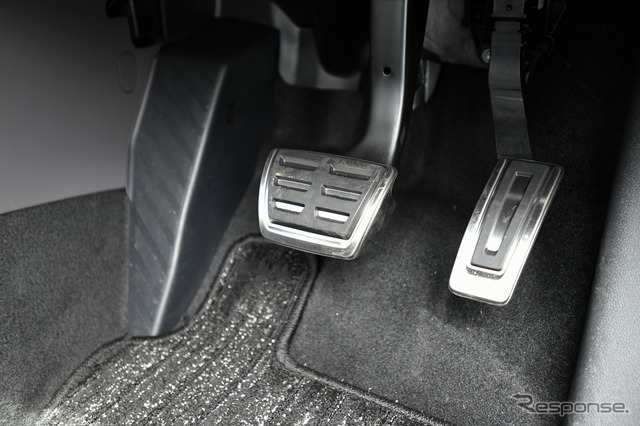 VW アルテオン TSI 4MOTION エレガンス