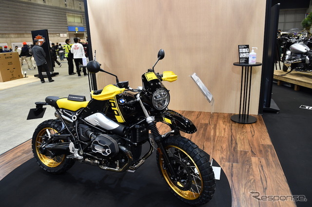 ブラック＆イエローのヒストリックカラーを身にまとう『R nineT アーバンG/S 40周年エディション』。