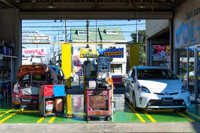 相模原市のオイルマン 陽光台店で交換作業をおこなった